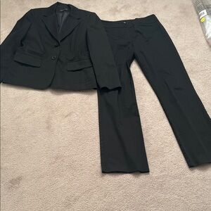 Classic Black Women”s Suit